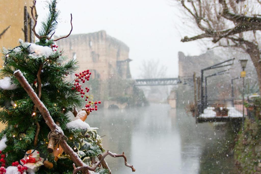 Le Finestre Su Borghetto
